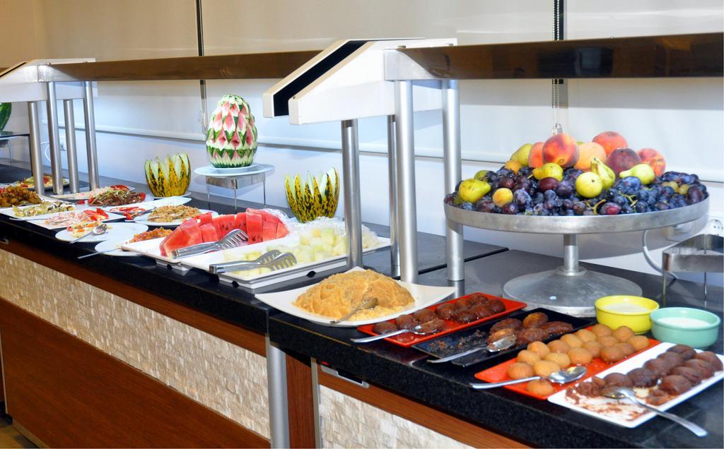 Comfort Ada Class Hotel 쿠사다시 외부 사진