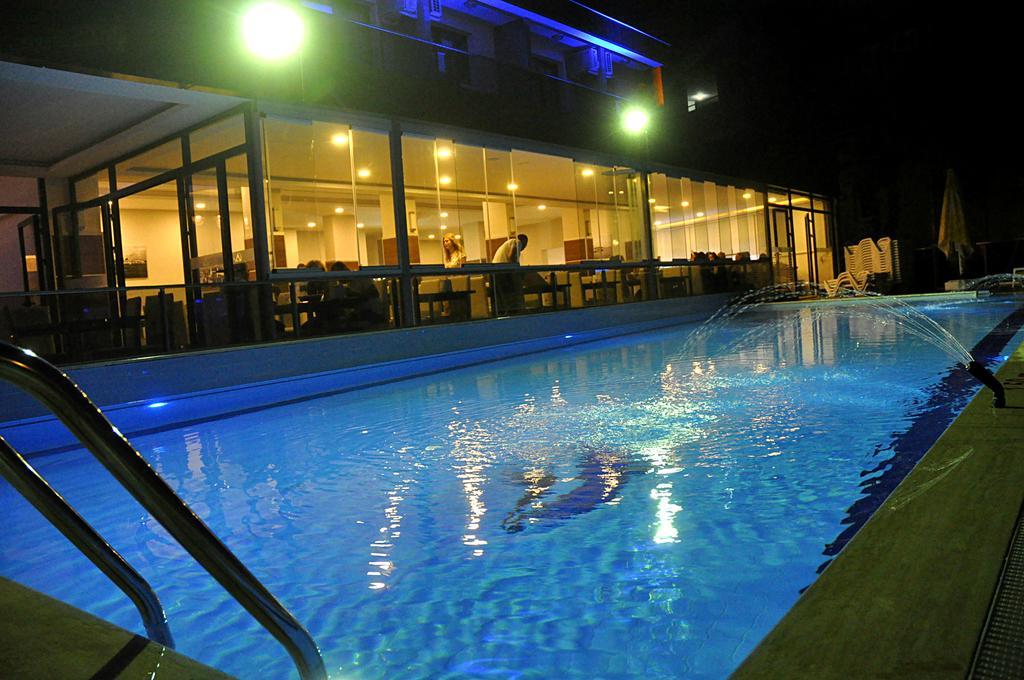 Comfort Ada Class Hotel 쿠사다시 외부 사진